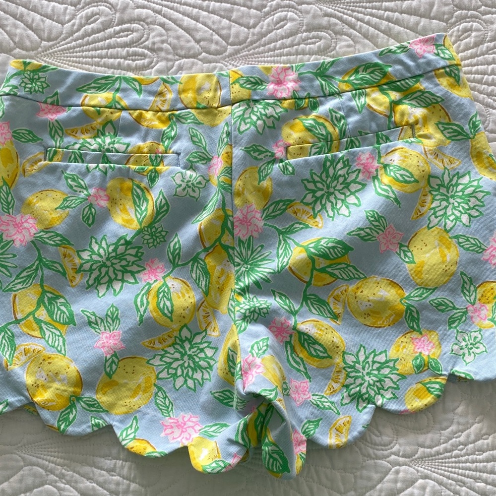 Lilly Pulitzer Light Blue, Yellow & Pink Lemon-Print Scallop Hem Shorts - Picture 3 of 3